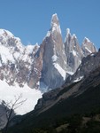 Et dire qu'il n'est visible qu'une vingtaine de fois par an!
Een uitzicht die niet vaak per jaar te zien is van de Cerro Torre.