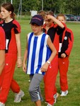 Emmy  l'chauffement au championnat vaudois d'athltisme.
Emmy Oppliger, de peetdochter van Stphane