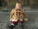 Ma petite niece, Eva.
Mijn nichtje, Eva.