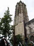 Le symbole de Malines, la tour St Rombaut