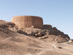 Les tours du silence zoroastrienne de Yazd