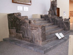 Escaliers provenant de Persepolis au muse  Teheran