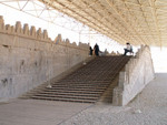 Les escaliers d'Apadana, sorti de terre dans les annes 30