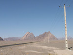 La route menant  Chakchak au nord de Yazd