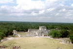 Le jeu de pelotte depuis El Castillo