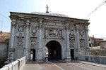 Une des portes d'entre dans la vieille ville de Trvise.