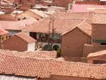 Des maisons avec cours intrieures, j'adoooore!
Allemaal dakjes en patios...