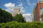 Vue de la Gran Via depuis la Plaza Espana, Madrid.
Uitzicht op de grote avenu de la Gran Via.