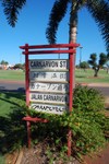 Carnarvon St., dans toutes les langues utilises  l'poque  Broome